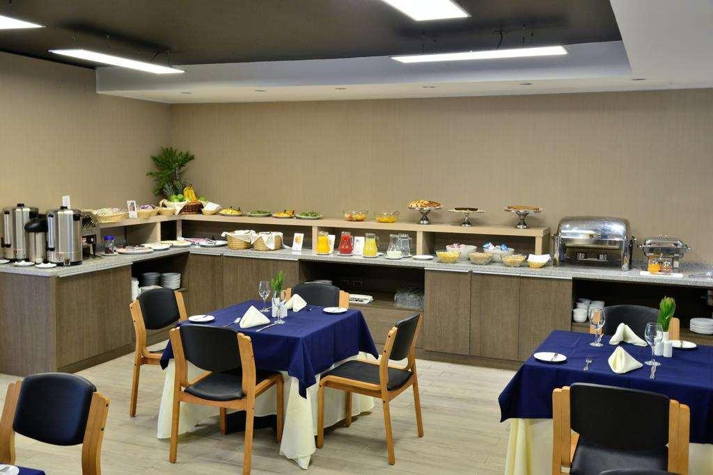 Panamericana Providencia Hotel