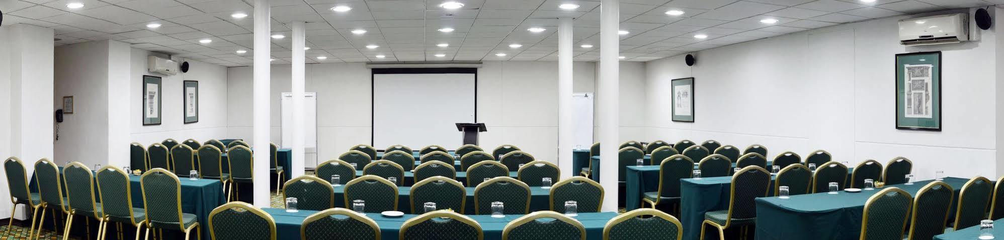 Panamericana Providencia Hotel 4*